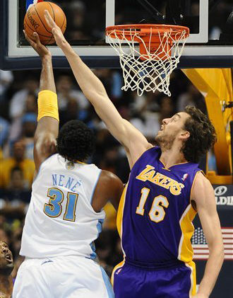 加索尔17 20下半场消失 生死时刻两度致命失误|掘金|湖人_网易体育